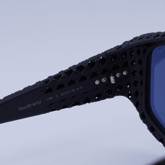 🕶️ New Dior DIOR3D M1U 11B0 Sunglasses - Black Frame, Blue Lenses - Picture 6 of 11